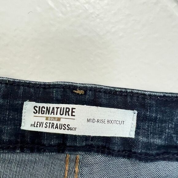 Levi Strauss Signature Gold "Mid-Rise Bootcut” Blue Jeans 12s - Picture 2 of 5